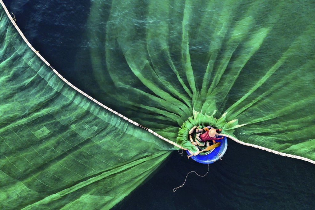 Foto de Vinh Le Van, primeiro lugar na categoria Pessoas e Natureza
