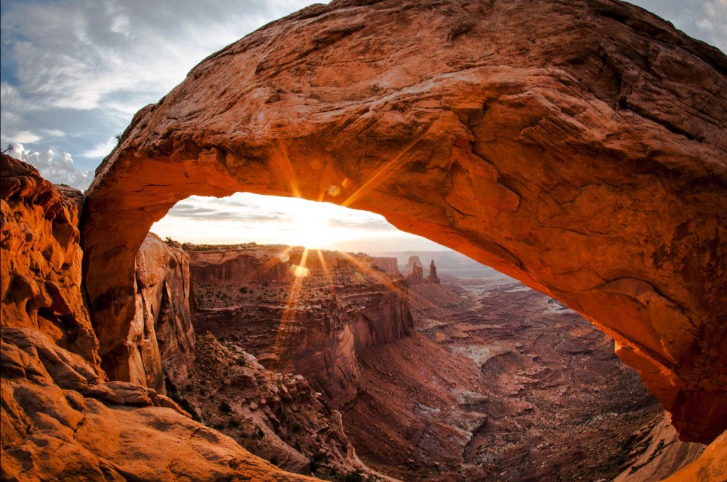 Cenário do Arches Natural Park, em Utah, EUA, assim chamado por ter cerca de 2 mil arcos rochosos naturais. Foto: Jared Windmüller